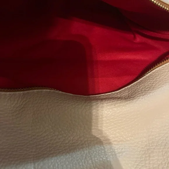 Valentina Red Genuine Leather Purse - Picture 7 of 11